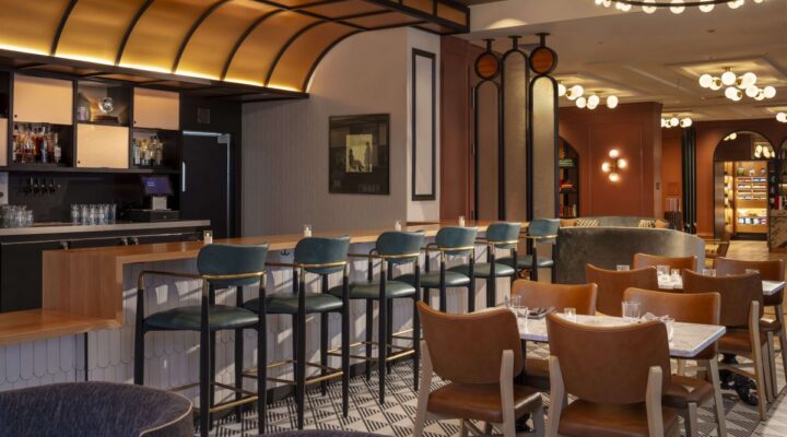 Hilton Pennyweight Hotel bar